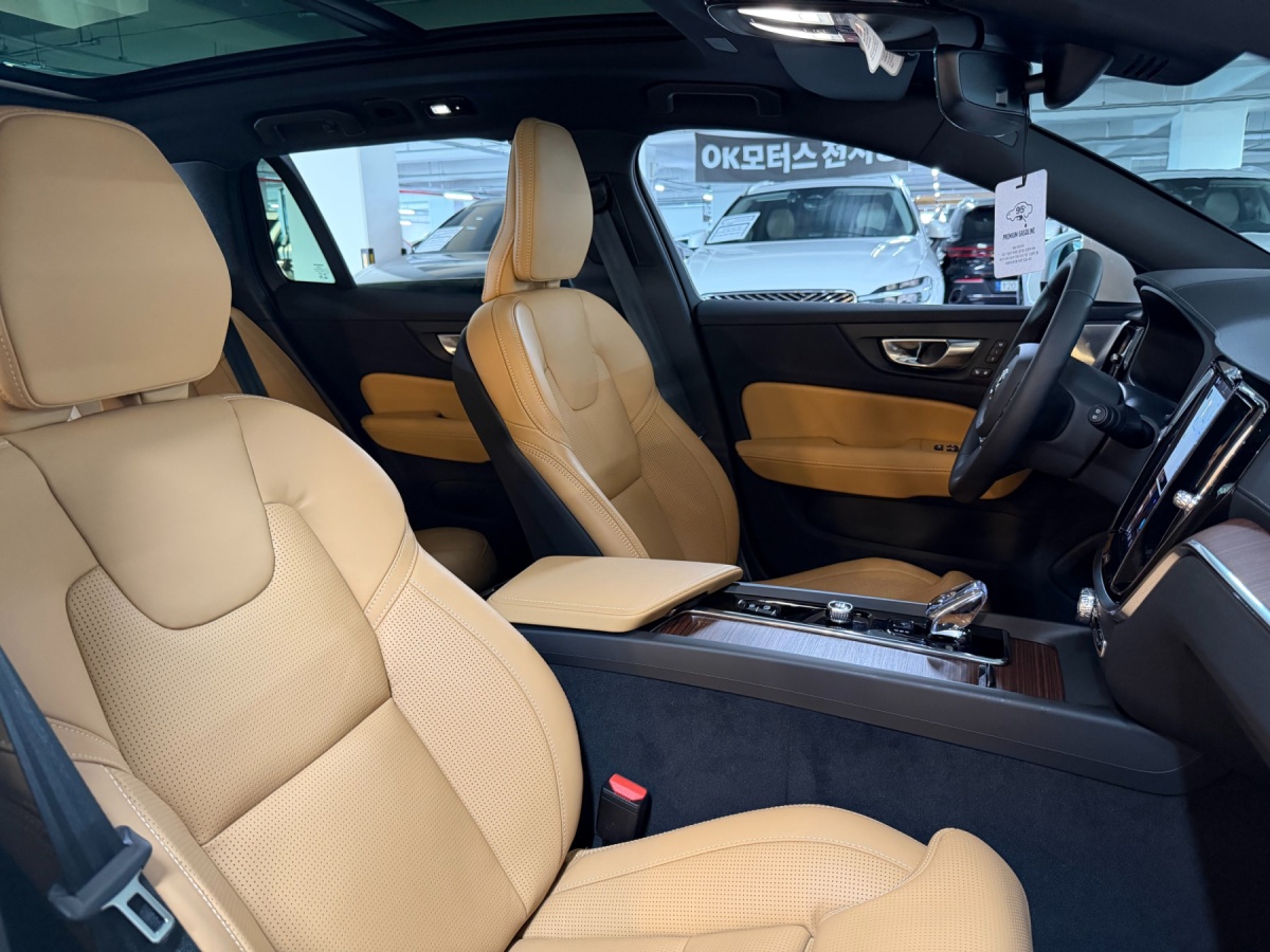 Volvo V60, 2025 — фото 9 из 12