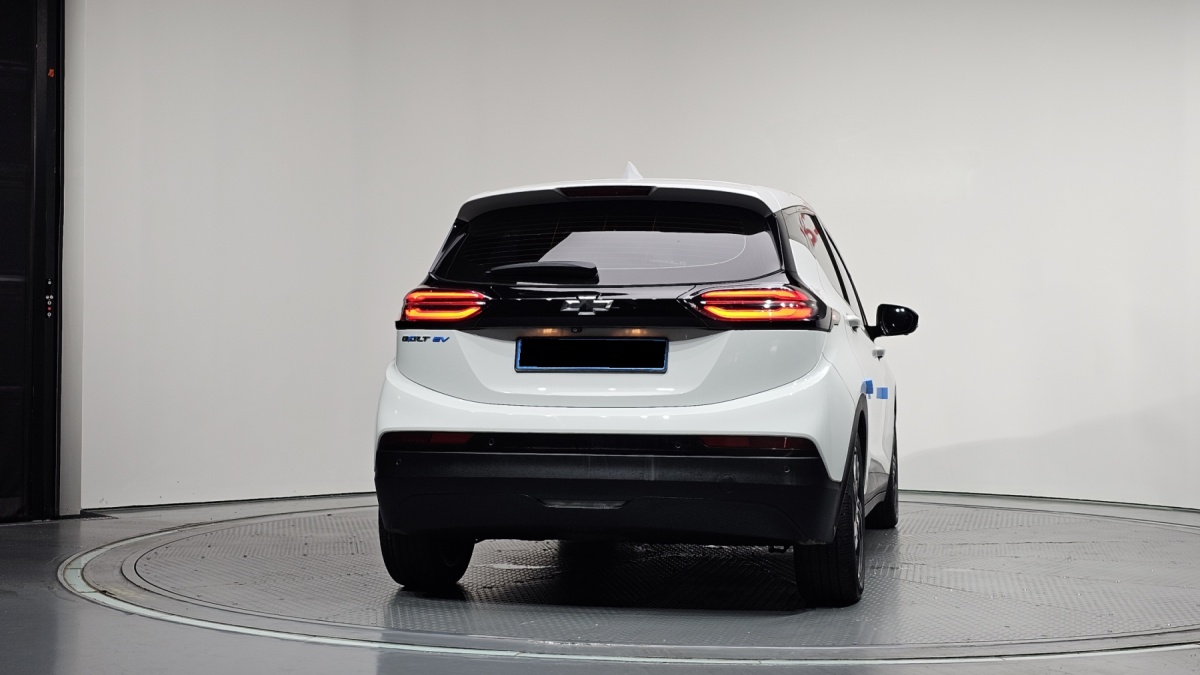 Chevrolet Bolt EV, 2022 — фото 4 из 12