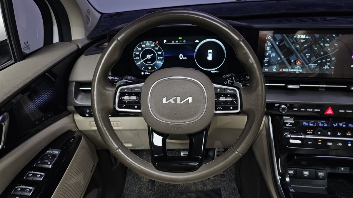 Kia Carnival, 2022 — фото 12 из 12