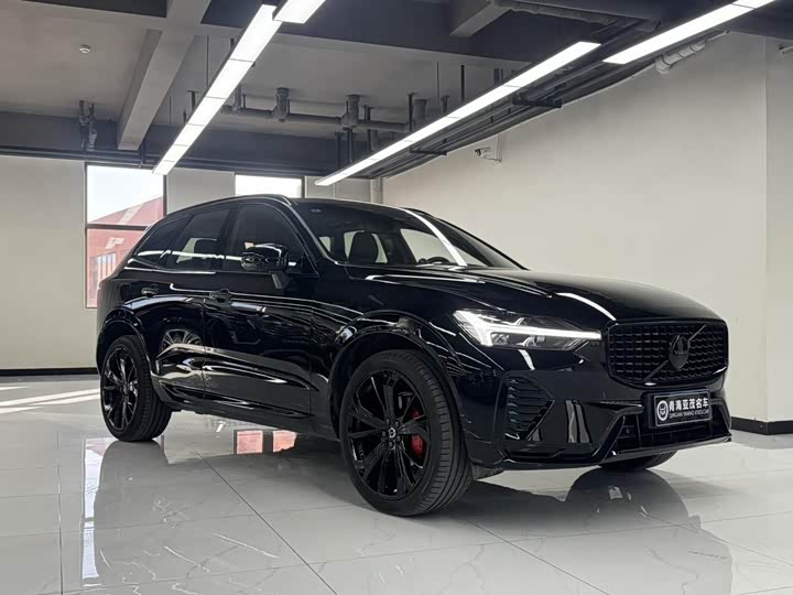 Volvo XC60, 2024 — фото 3 из 9