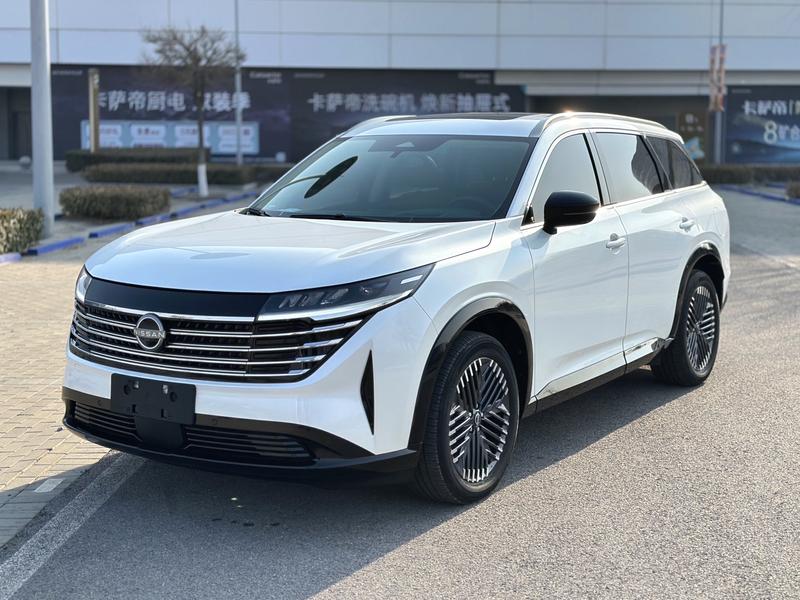 Nissan Pathfinder, 2023 — купить в Липецке под ключ