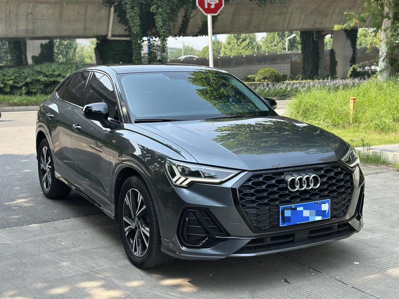 Audi Q3 Sportback, 2022 — фото 3 из 9