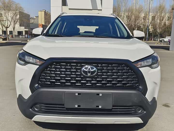 Toyota Corolla Cross, 2023 — фото 2 из 9