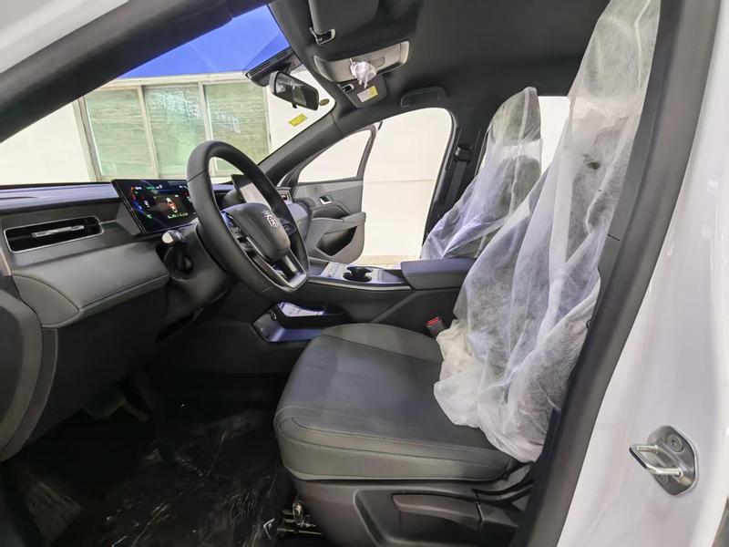 BYD Qin Plus, 2025 — фото 11 из 12