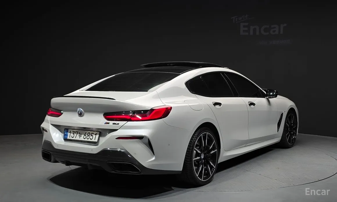 BMW 8 Series, 2022 — фото 2 из 12