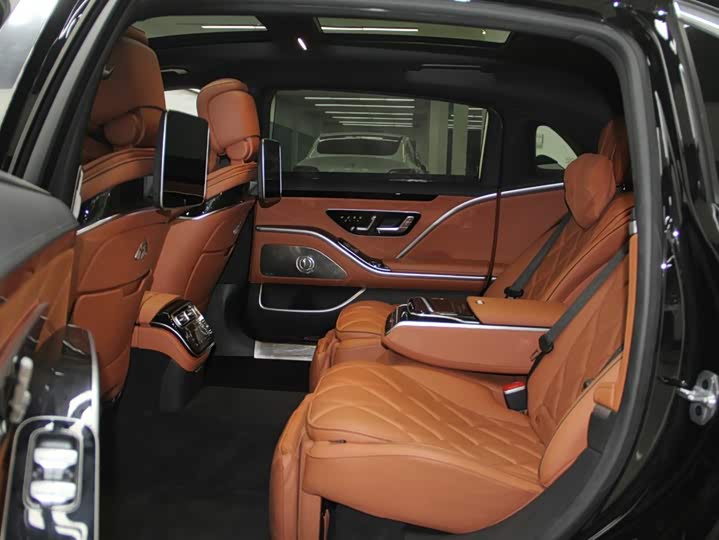 Mercedes-Benz Maybach S-Class, 2023 — фото 8 из 9