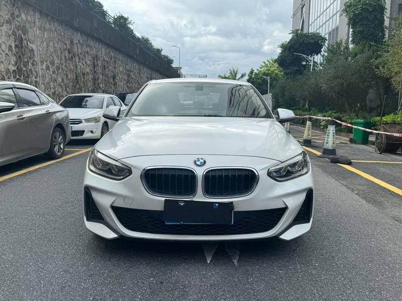 BMW 1 Series, 2022 — фото 2 из 10