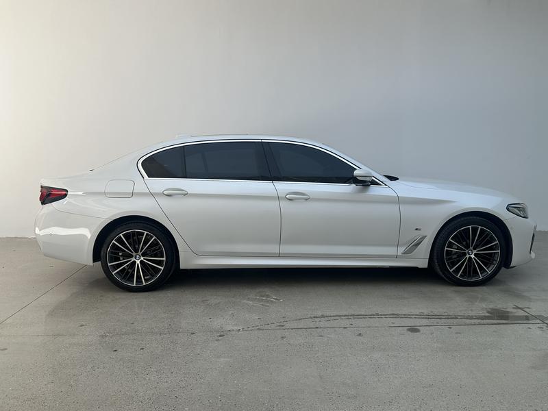 BMW 5 Series, 2021 — фото 8 из 12