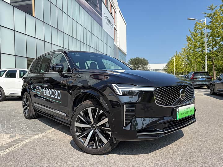 Volvo XC90 Hybrid, 2025 — фото 3 из 9