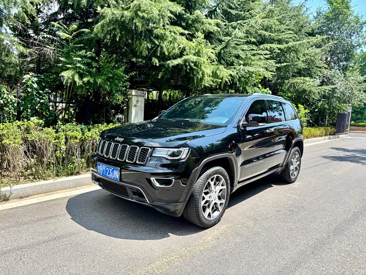 Jeep Grand Cherokee, 2021 — купить в Калуге под ключ