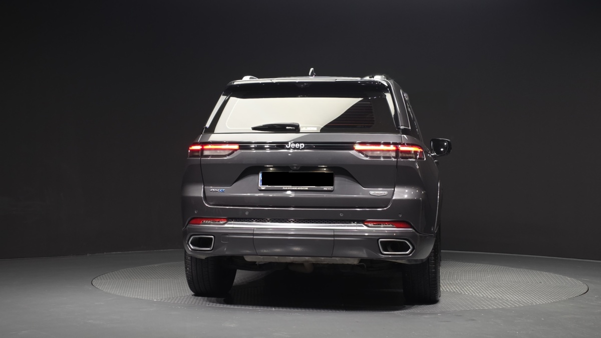 Jeep Cherokee, 2023 — фото 4 из 12