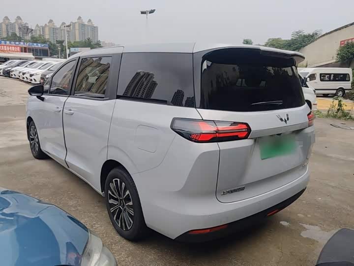 Wuling Starlight 730 Hybrid/EV, 2025 — фото 5 из 9