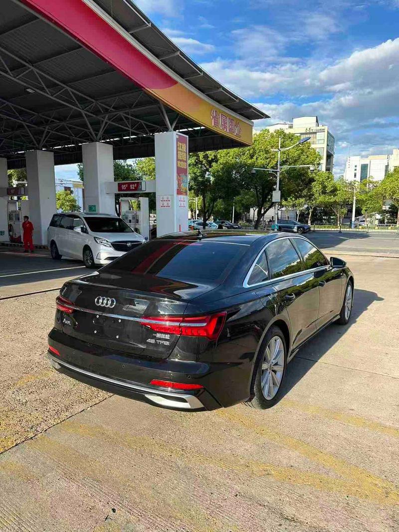 Audi A6L, 2024 — фото 6 из 7