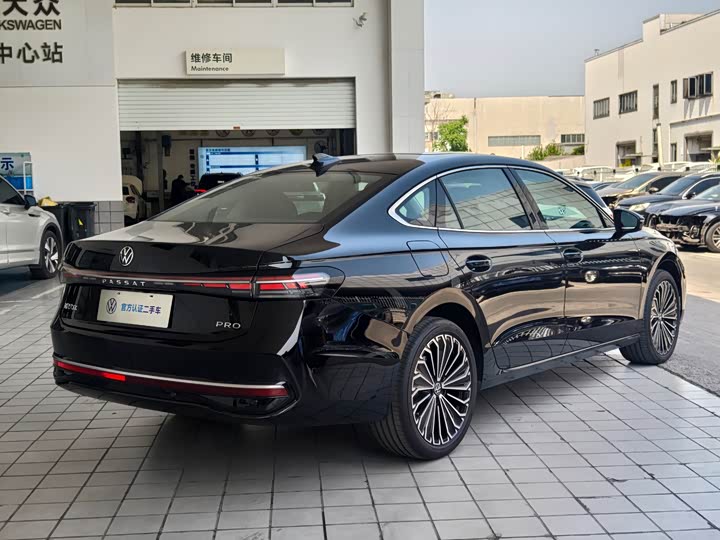 Volkswagen Passat, 2024 — фото 7 из 9