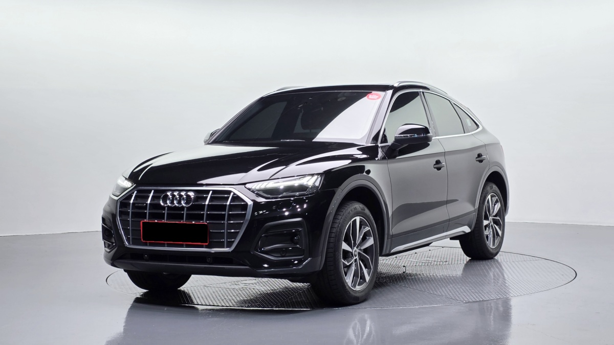 Audi Q5, 2022 — купить в Санкт-Петербурге под ключ