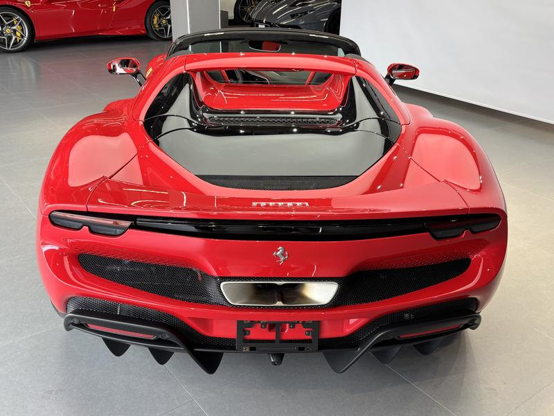 Ferrari 296, 2023 — фото 3 из 6