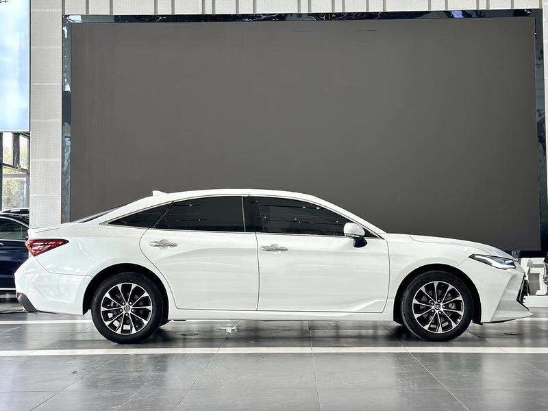 Toyota Avalon, 2022 — фото 6 из 10