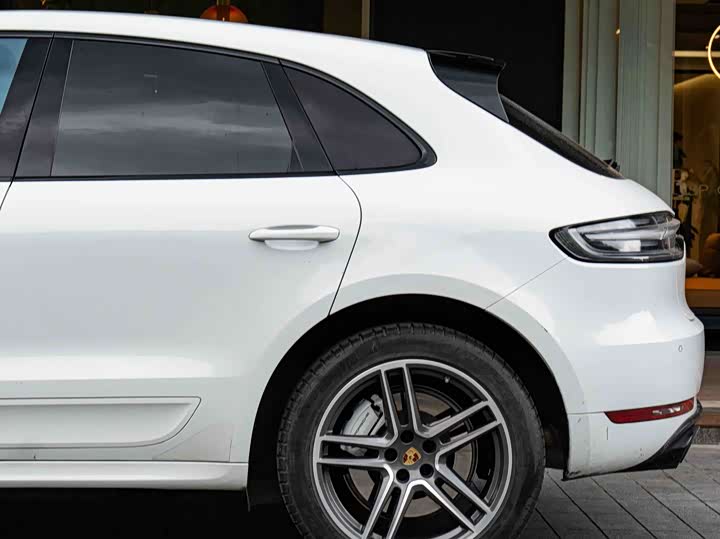 Porsche Macan, 2022 — фото 5 из 9