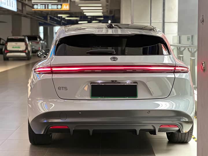 Nio ET5T, 2023 — фото 8 из 9