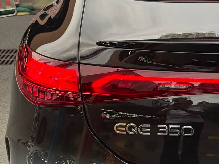 Mercedes-Benz EQE, 2024 — фото 7 из 9