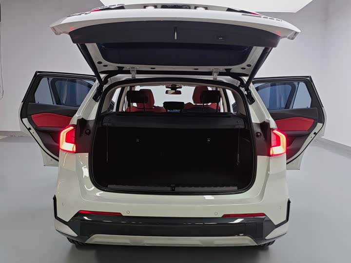 BMW X1, 2023 — фото 8 из 9