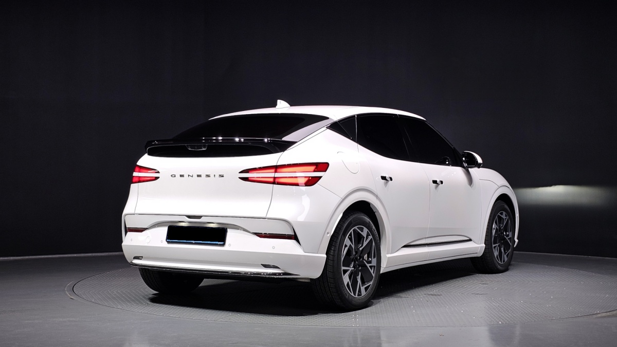 Genesis GV60, 2026 — фото 2 из 12