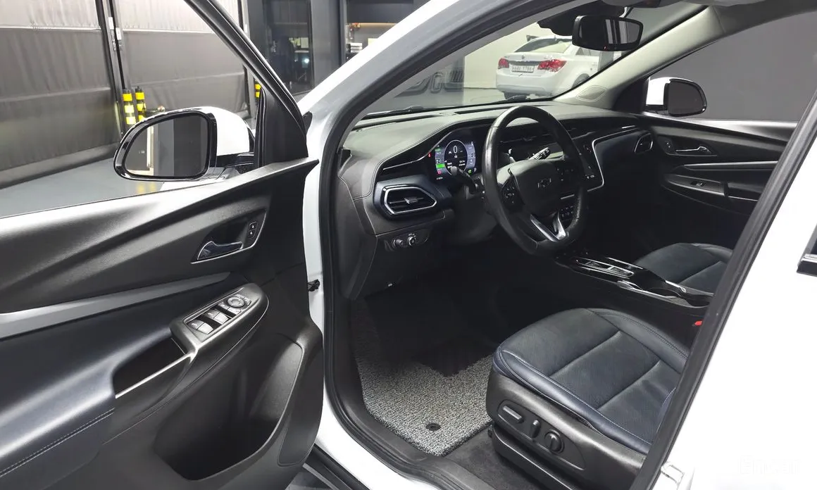 Chevrolet Bolt EUV, 2023 — фото 10 из 12