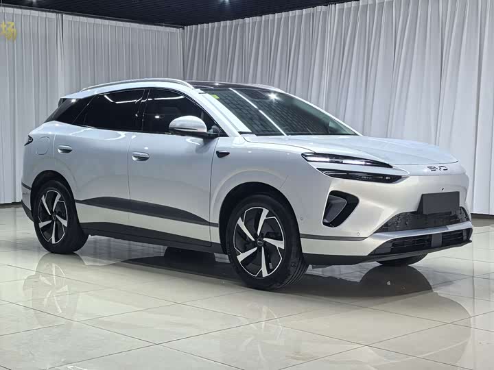 BYD Sea Lion 06 Hybrid/EV, 2026 — фото 8 из 9
