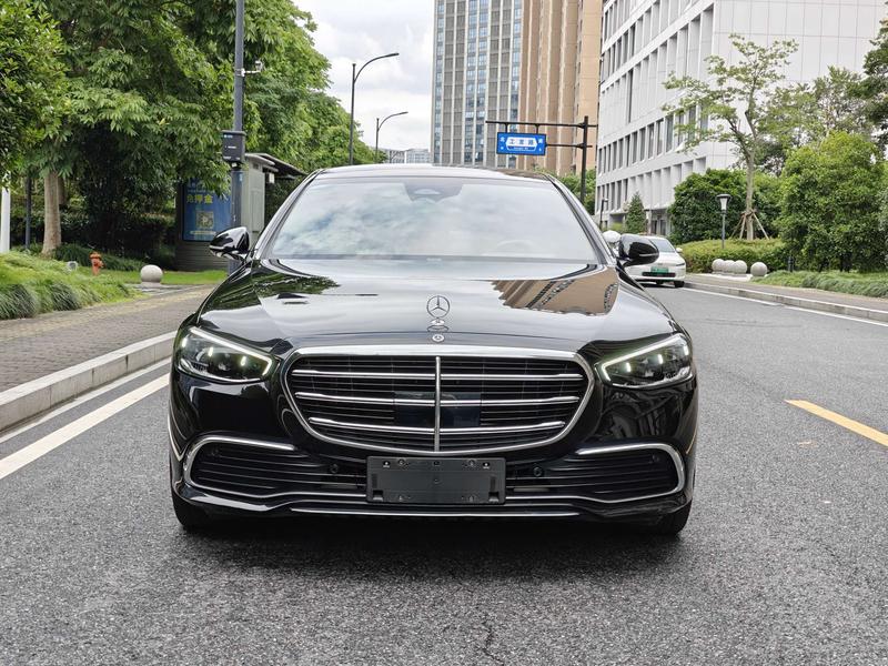 Mercedes-Benz S-Class, 2023 — фото 2 из 12
