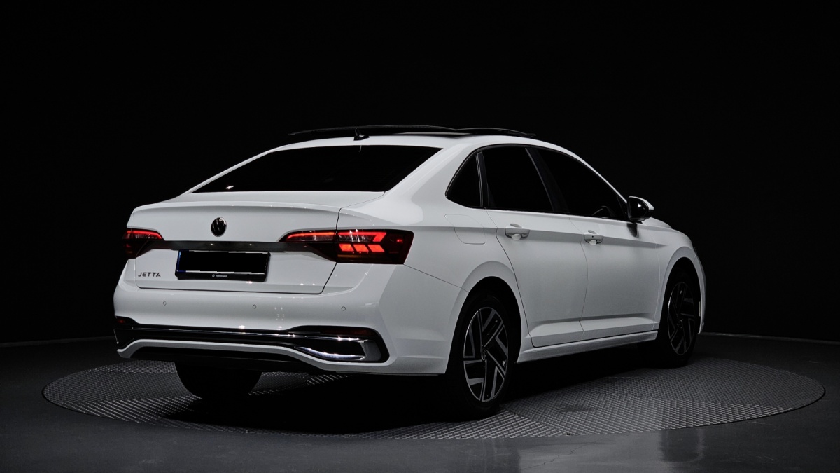 Volkswagen Jetta, 2022 — фото 2 из 12