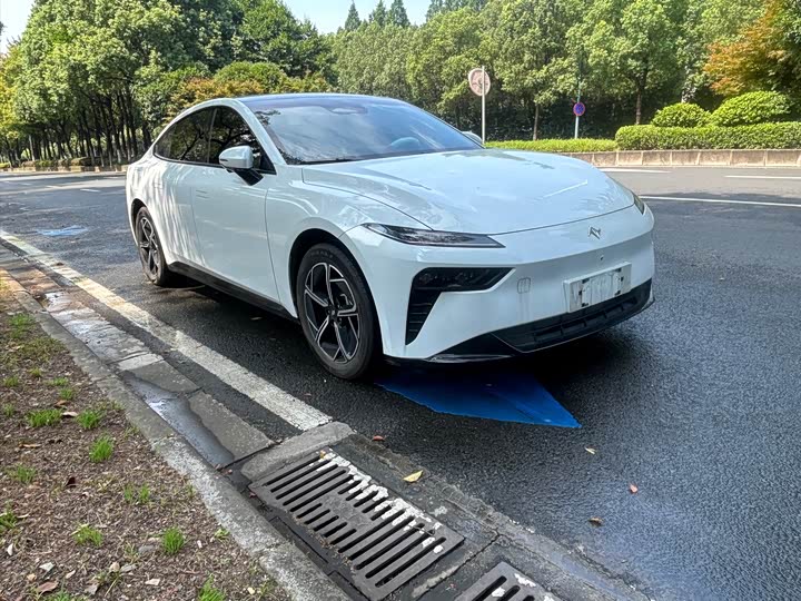 Dongfeng Yipai eπ 007, 2024 — фото 2 из 9