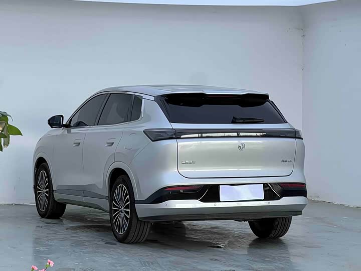 Dongfeng Aeolus L8, 2025 — фото 7 из 9