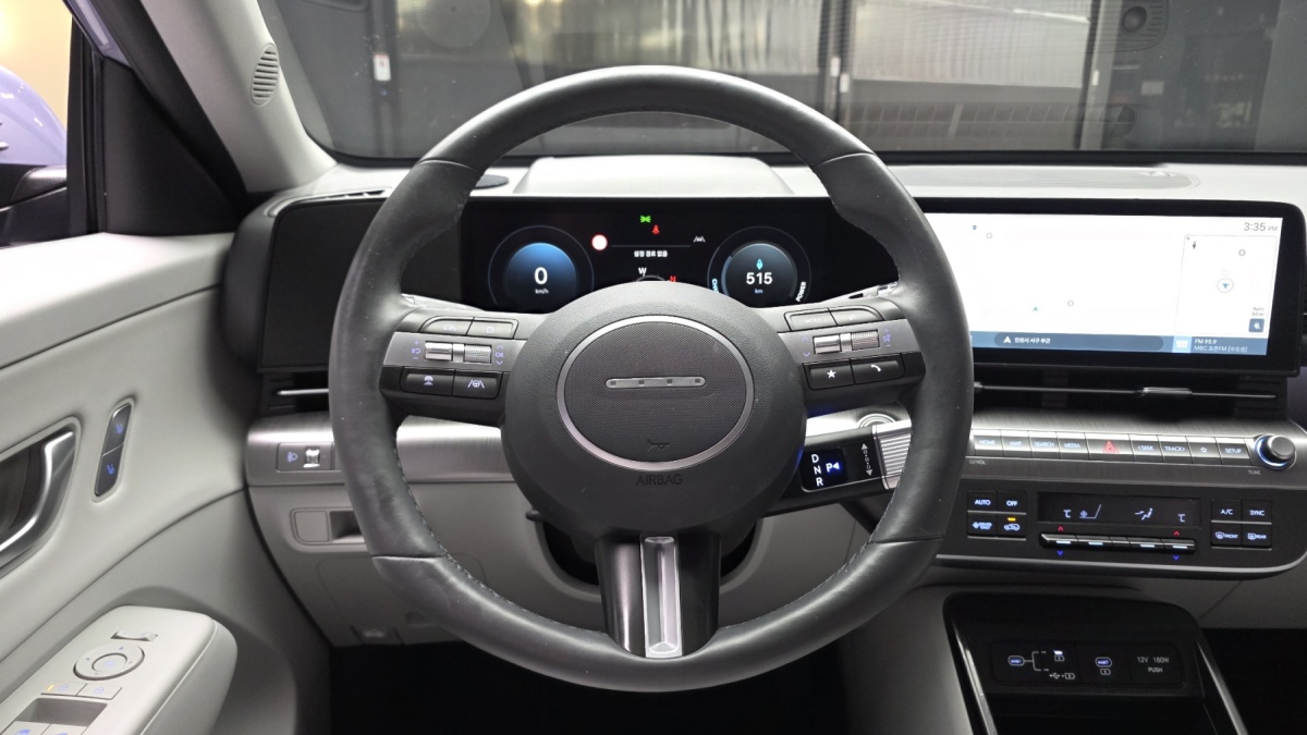 Hyundai Kona, 2023 — фото 12 из 12