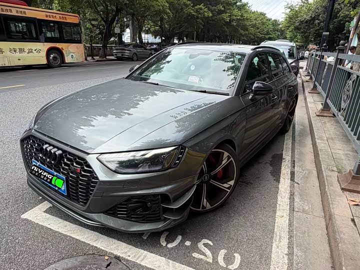 Audi RS 4, 2023 — купить в Самаре под ключ