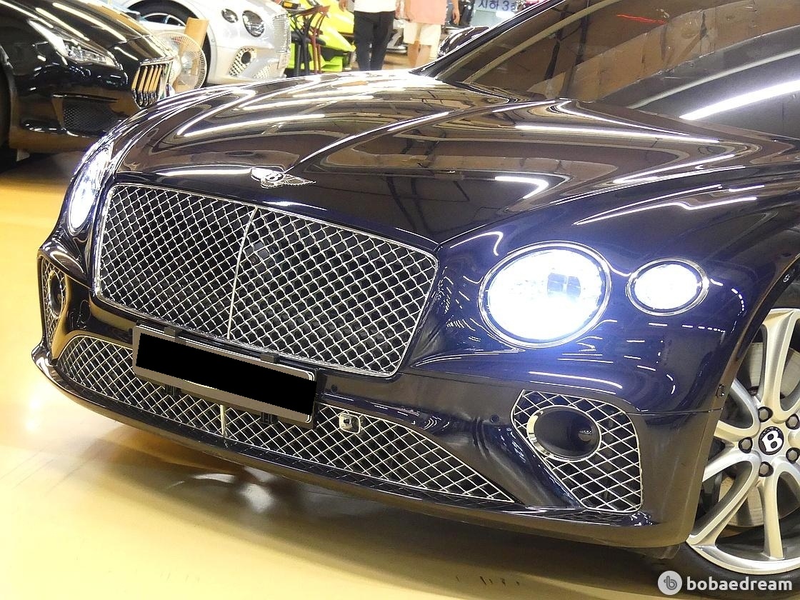 Bentley Continental GT, 2022 — фото 4 из 12
