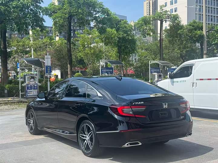 Honda Accord, 2022 — фото 7 из 9