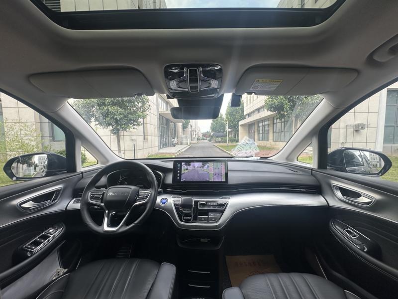 Roewe iMax 8, 2022 — фото 8 из 12