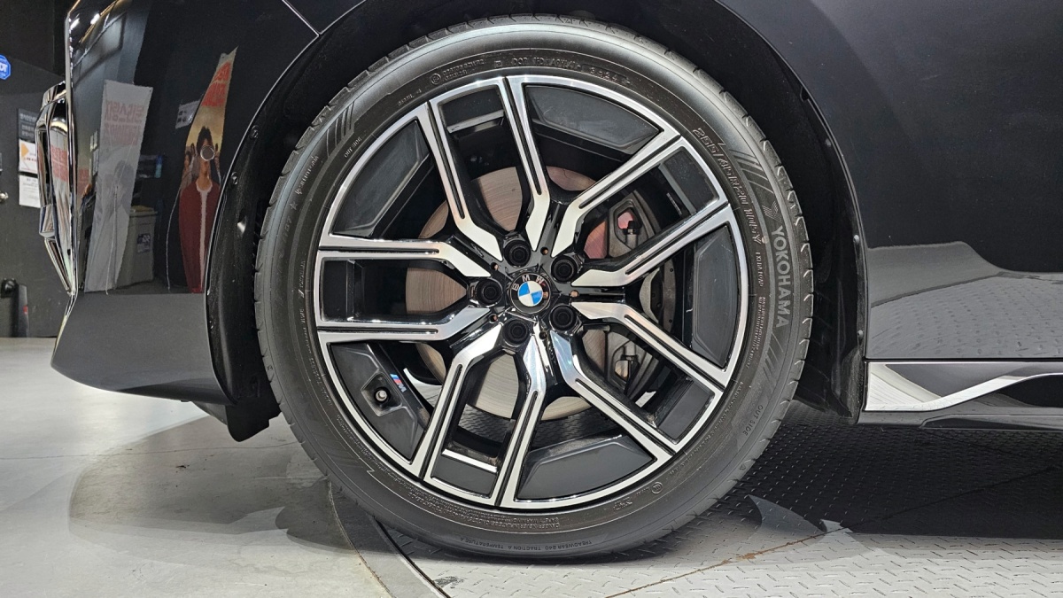 BMW 7 Series, 2025 — фото 5 из 12