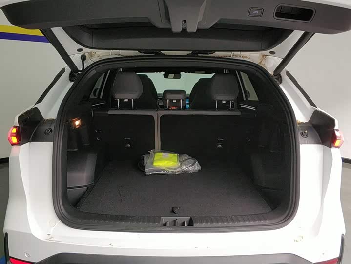 Geely Galaxy L7, 2025 — фото 4 из 9