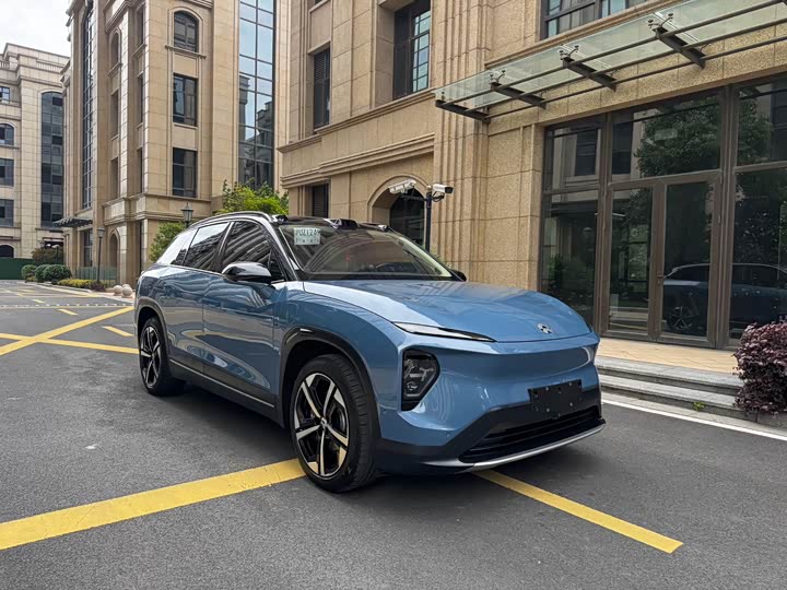 Nio ES7, 2022 — фото 3 из 9