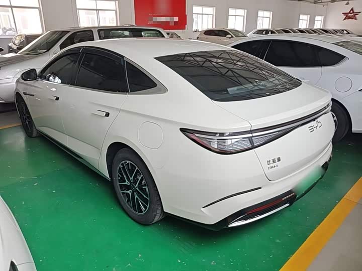BYD Seal 07 DM-i Hybrid, 2025 — фото 5 из 9