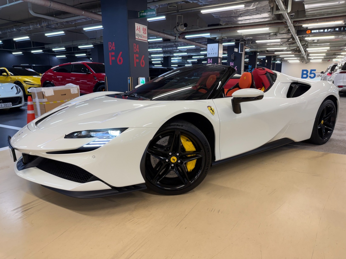 Ferrari SF90, 2023 — фото 4 из 12