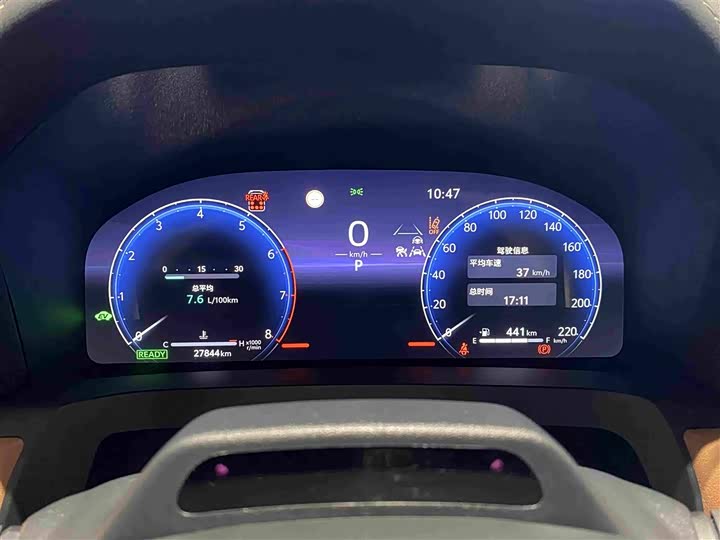 Toyota Alphard, 2024 — фото 8 из 9
