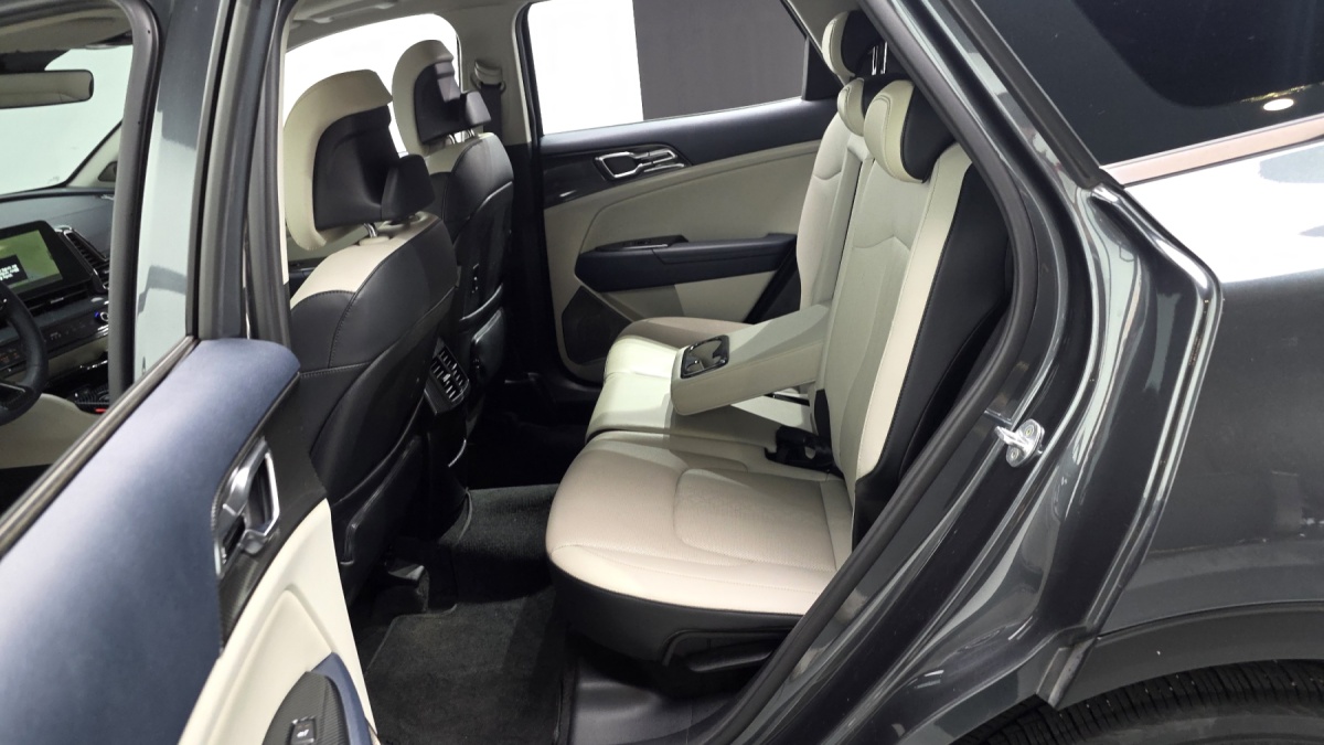 Kia Sportage, 2022 — фото 11 из 12