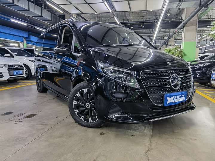 Mercedes-Benz V-Class, 2024 — фото 3 из 9