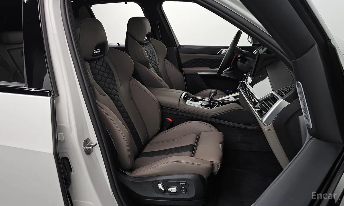 BMW X5 M, 2025 — фото 11 из 12