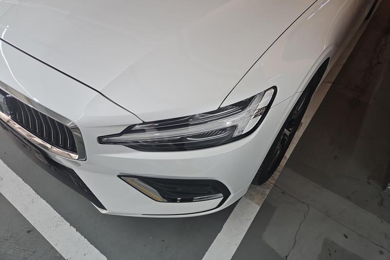 Volvo S60, 2023 — фото 4 из 12
