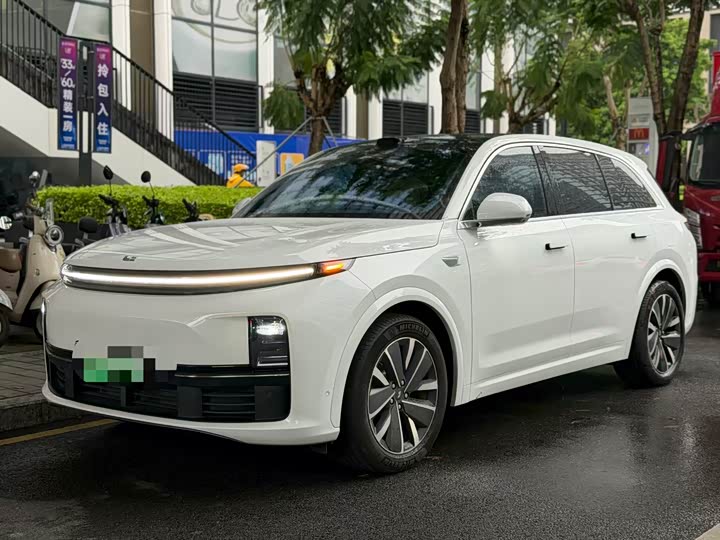 LiXiang L7, 2026 — купить в Саратове под ключ
