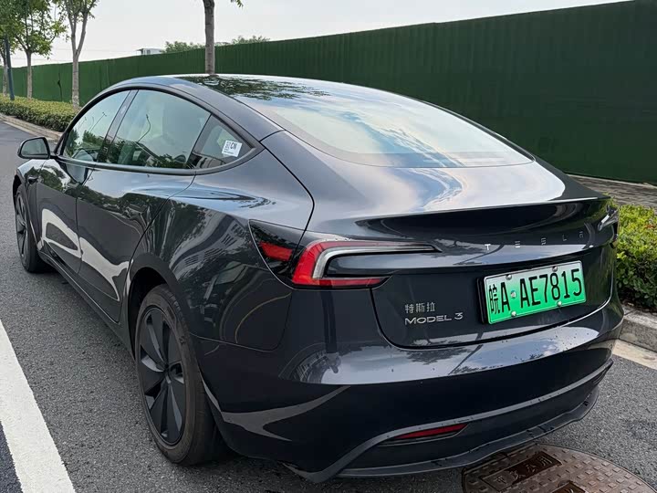 Tesla Model 3, 2025 — фото 4 из 9