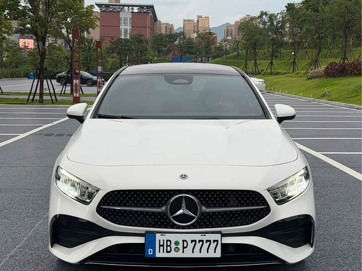 Mercedes-Benz A-Class, 2023 — фото 2 из 9